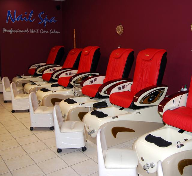 Massaging, jetted foot spa, reclining pedicure chairs